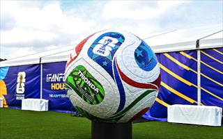 球迷愤怒迫使FIFA重审2026世界杯水瓶禁令，新增一次性瓶许可